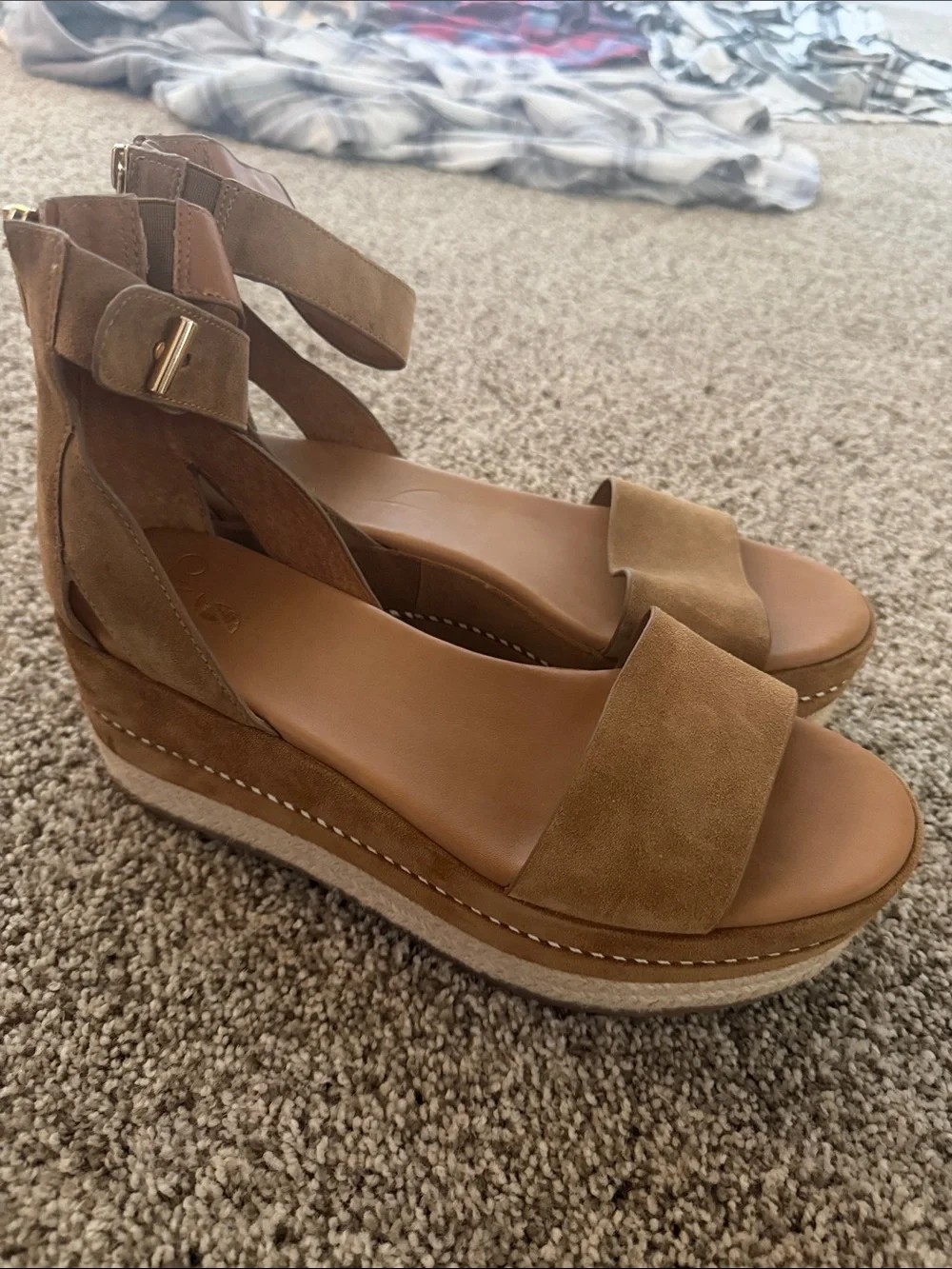 Franco Sarto Women's Tan Suede Platform Ankle-Strap Sandals